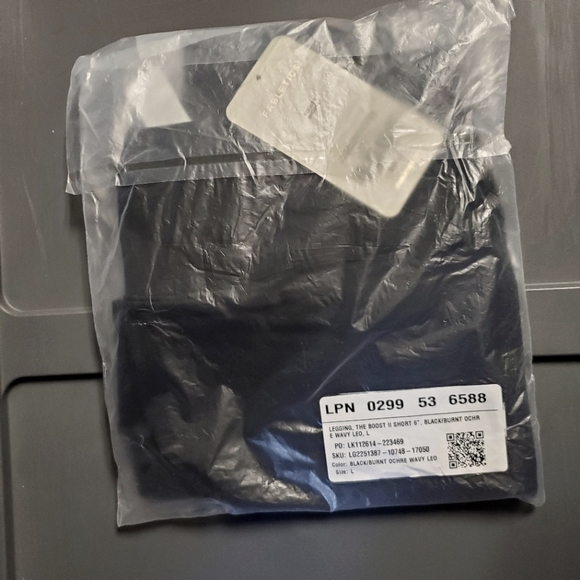 Meridian 2-Piece Outfit Fabletics Exclusive Size L (both bra & shorts) - Picture 16 of 16